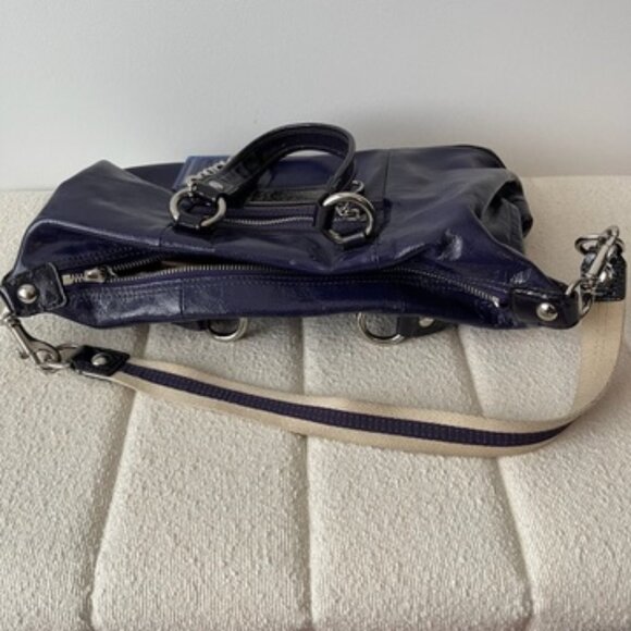 Coach Poppy Patent Leather Bag - Picture 7 of 13